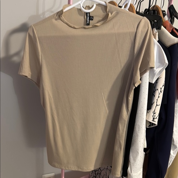 Express Tan Fitted Short Sleeve T-Shirt - Picture 1 of 3